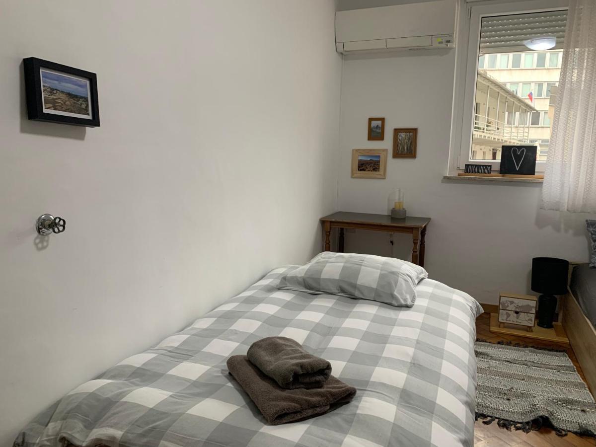 New Episode - Apartment With Private Parking Ljubljana Extérieur photo